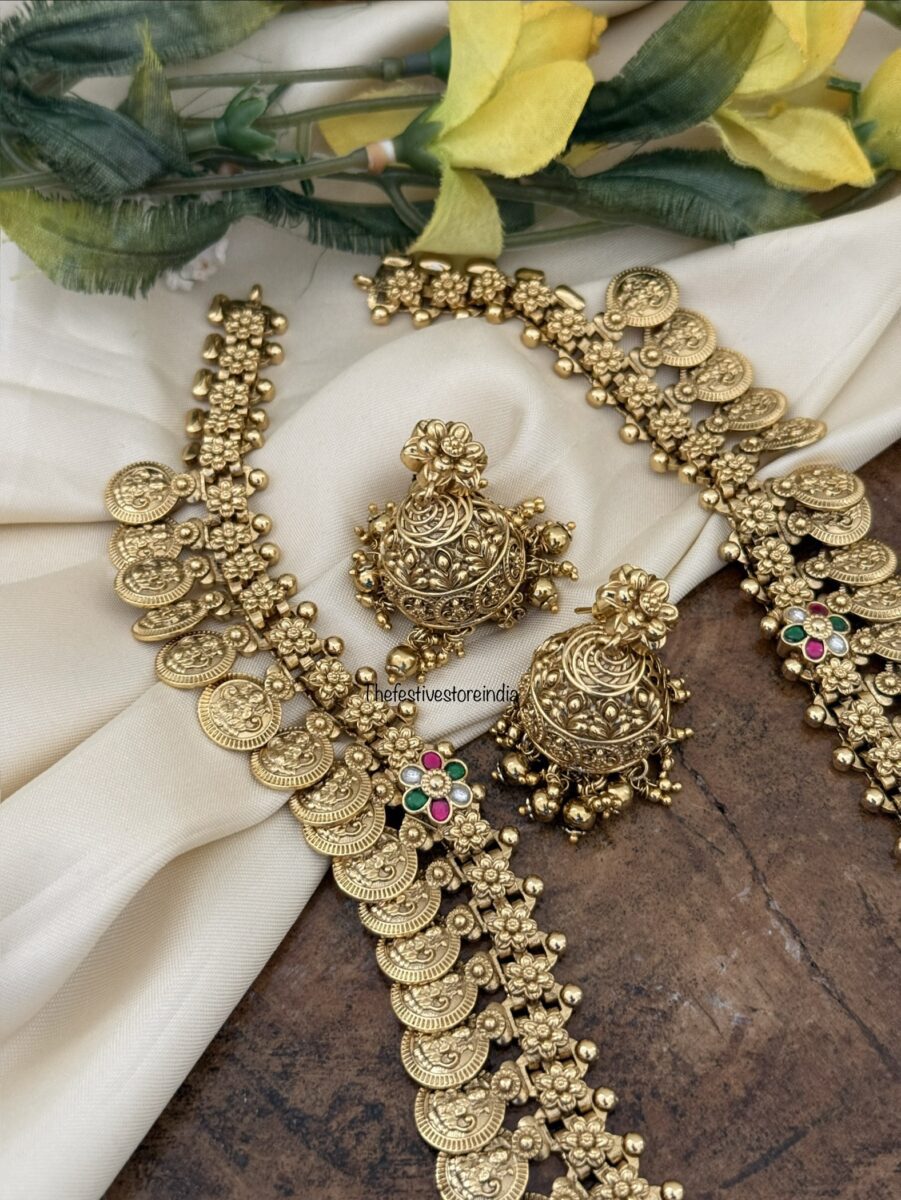 Lakshmi kaasu bottu haaram with jhumkas | Bridal